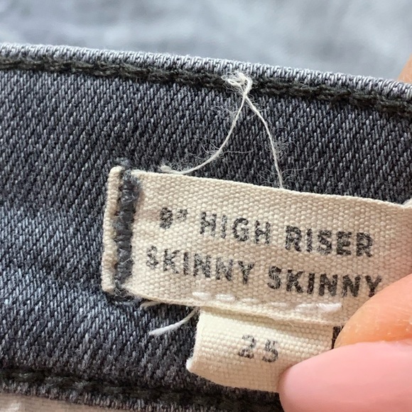 Madewell Grey 9” High Riser Skinny Skinny Jeans - Picture 8 of 16